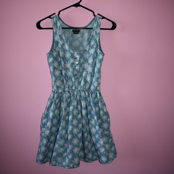 DRESS BY US POLO - FLORAL PRINT JEAN DRESS - Picture 1 of 3